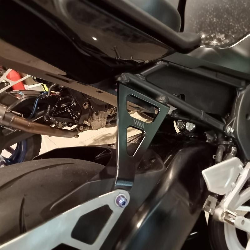 For Honda CBR1000RR-R CNC-Machined Exhaust Hanger, Lightweight Bracket, Non-Destructive Installation