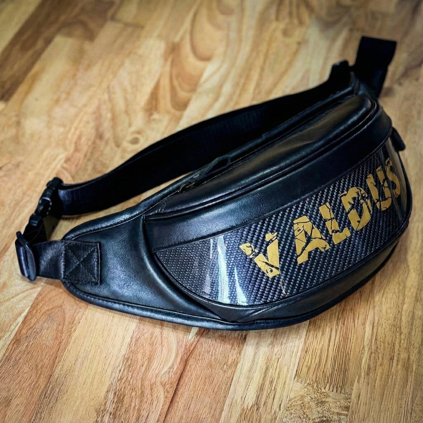 Valdus Motorcycle Rider Backpack｜Waist Bag｜Premium Leather Carbon Fiber｜High-Quality Riding Gear