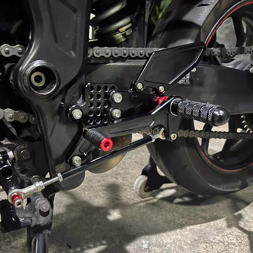 For Yamaha R3 modified Racing rearsets Multiple positions adjustable