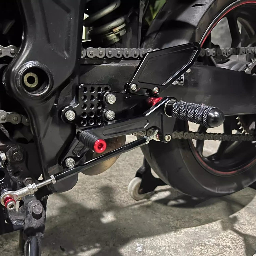 For Yamaha R3 modified Racing rearsets Multiple positions adjustable